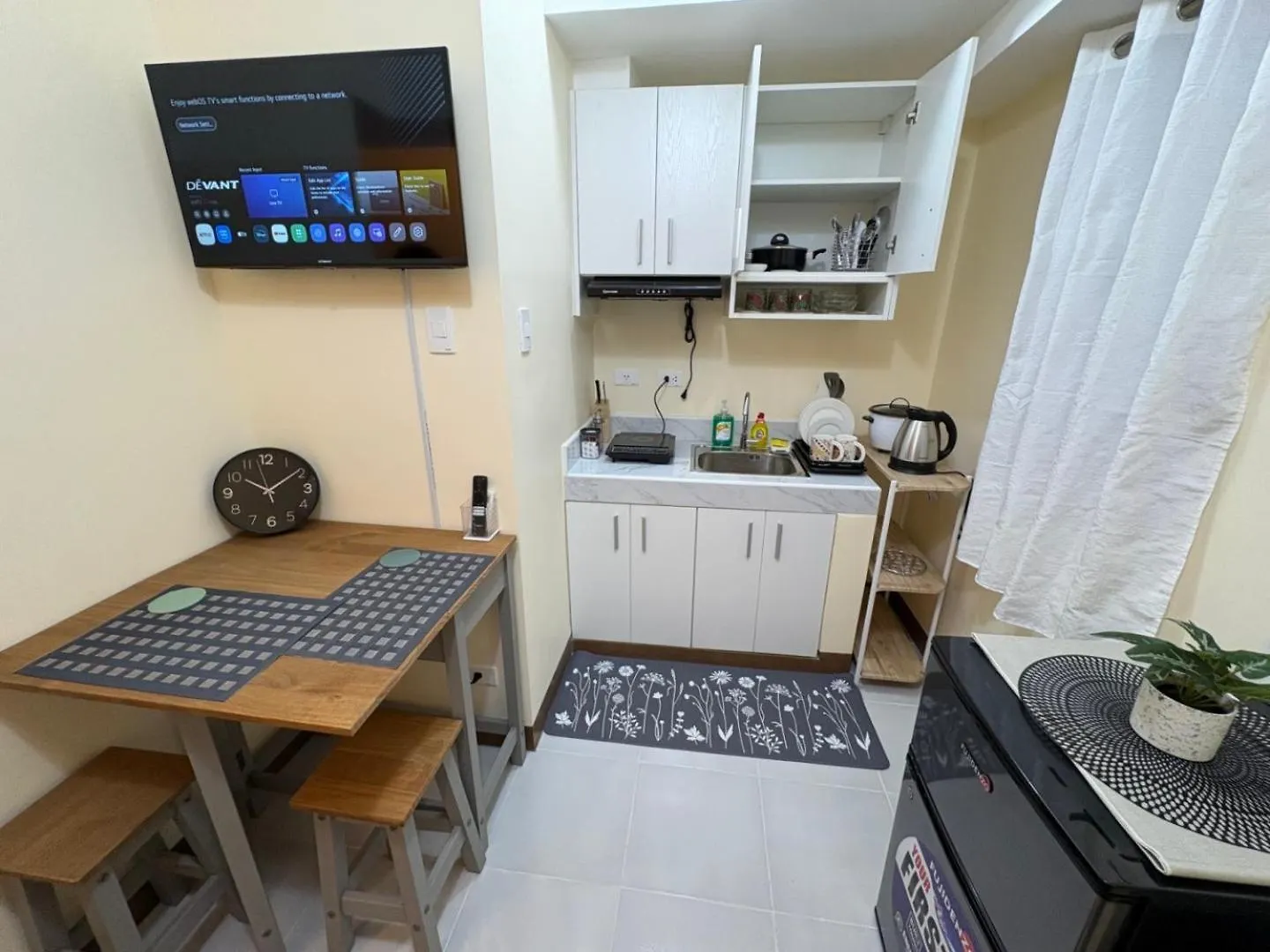Ξενοδοχείο με διαμερίσματα Bachelor'S Pad Across Ateneo Uni With Free Fast Wifi Netflix Ready Tv Davao City